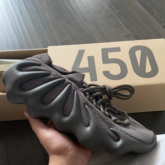 YEEZY 450 - BRAND NEW - Picture 1 of 6